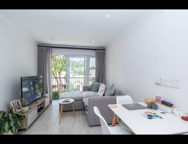 2 BEDROOM PROPERTY TO RENT IN KENILWORTH